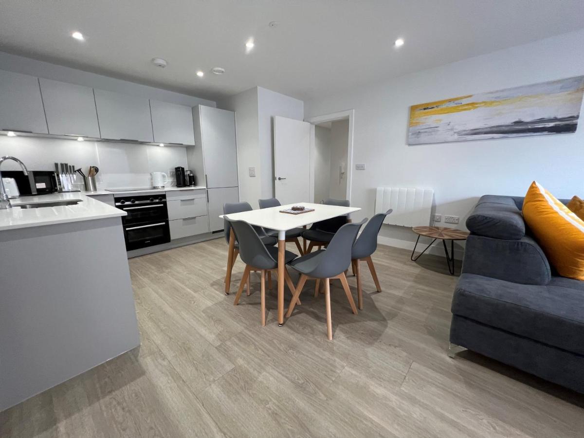 2 Putsborough - Luxury Apartment At Byron Woolacombe, Only 4 Minute Walk To Woolacombe Beach! 外观 照片