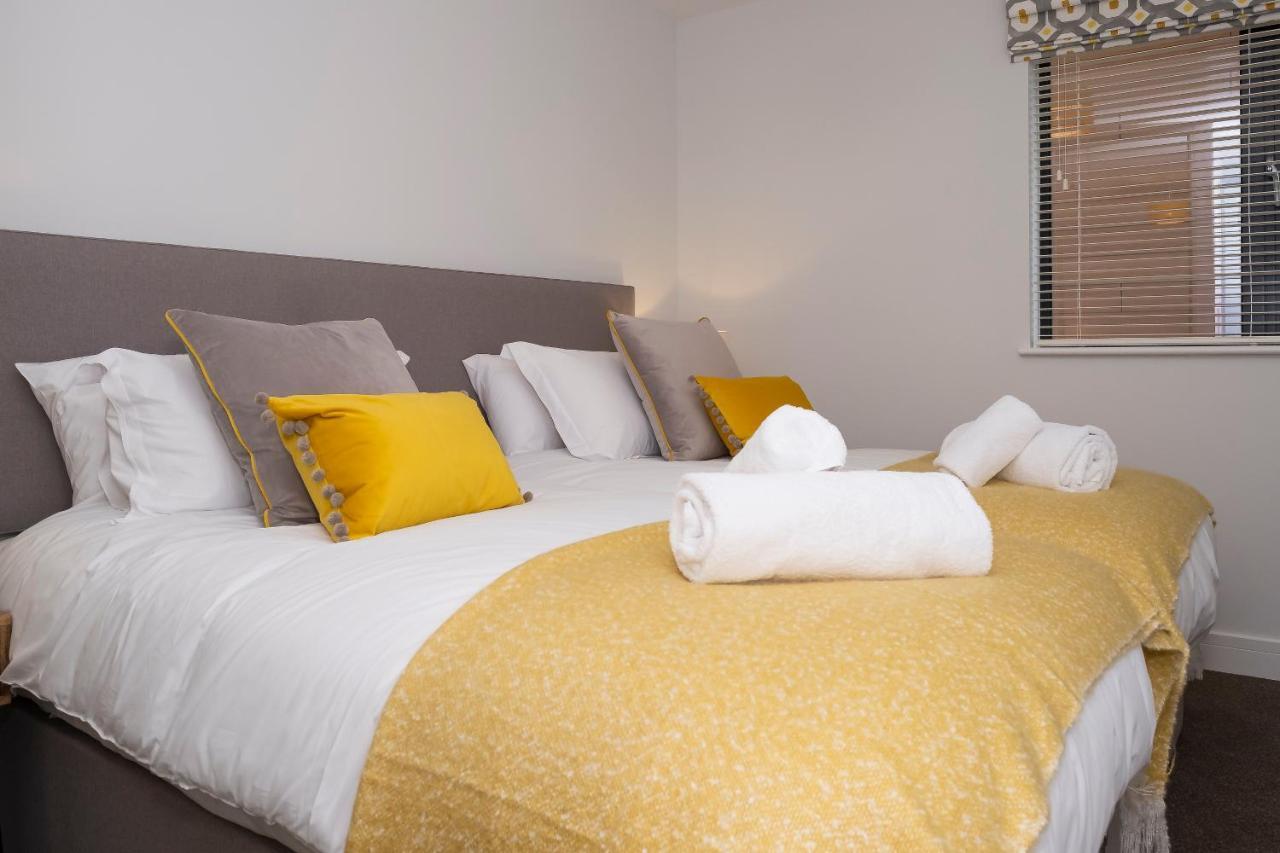 2 Putsborough - Luxury Apartment At Byron Woolacombe, Only 4 Minute Walk To Woolacombe Beach! 外观 照片