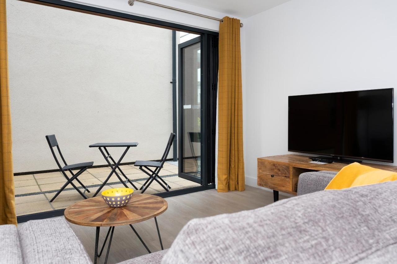 2 Putsborough - Luxury Apartment At Byron Woolacombe, Only 4 Minute Walk To Woolacombe Beach! 外观 照片